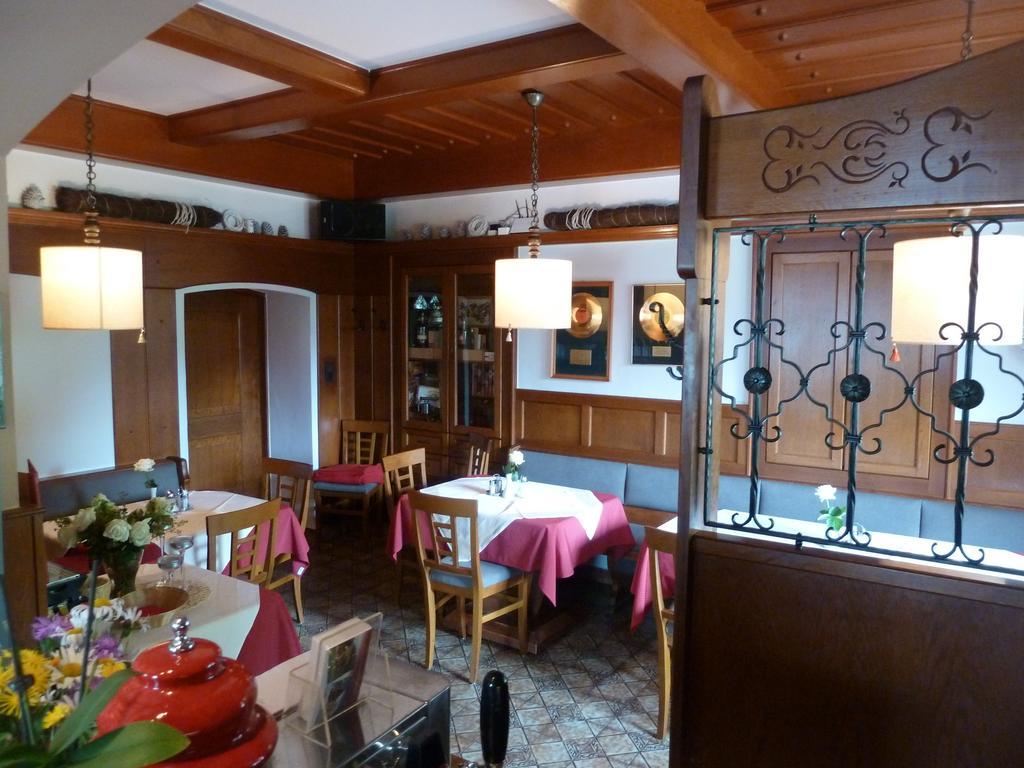 Hotel-Gasthof Strasswirt Tropolach Exterior photo