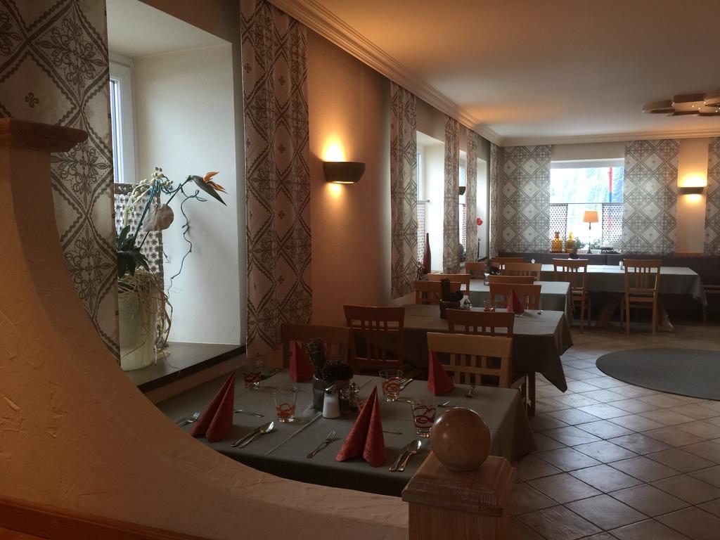 Hotel-Gasthof Strasswirt Tropolach Exterior photo